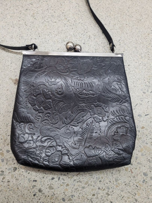 Black Briarwood Handbag