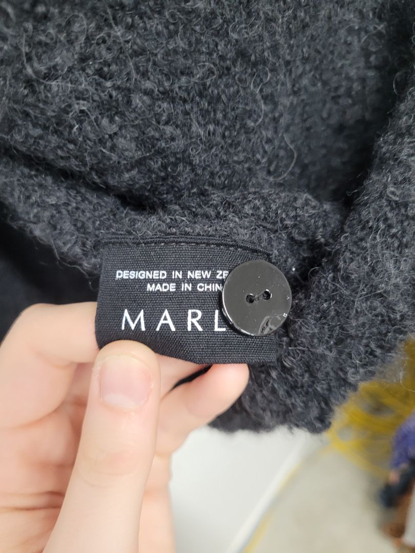Black Marle Vest, 14