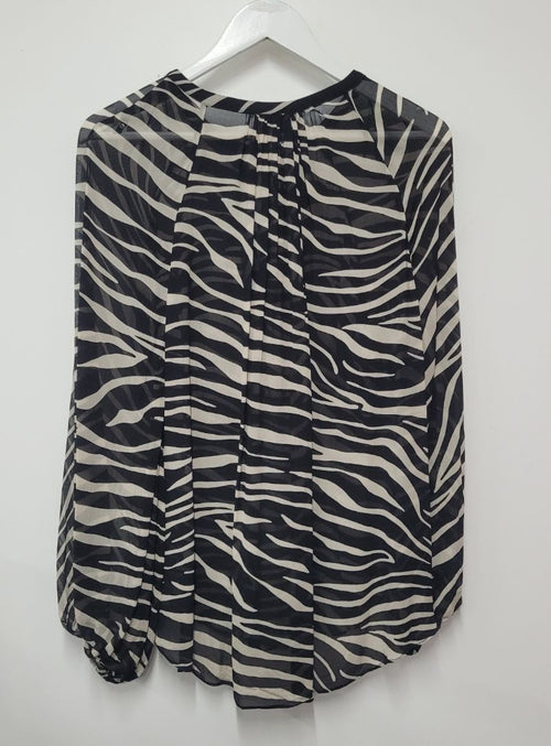 Black and white Witchery Long Sleeve Top, 10