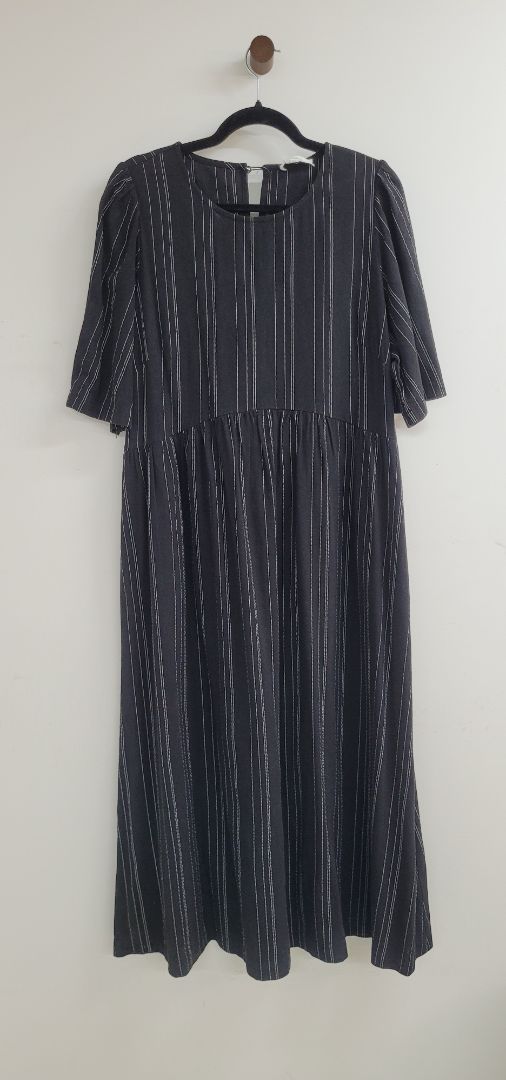 Black and white Re union Dress, 14