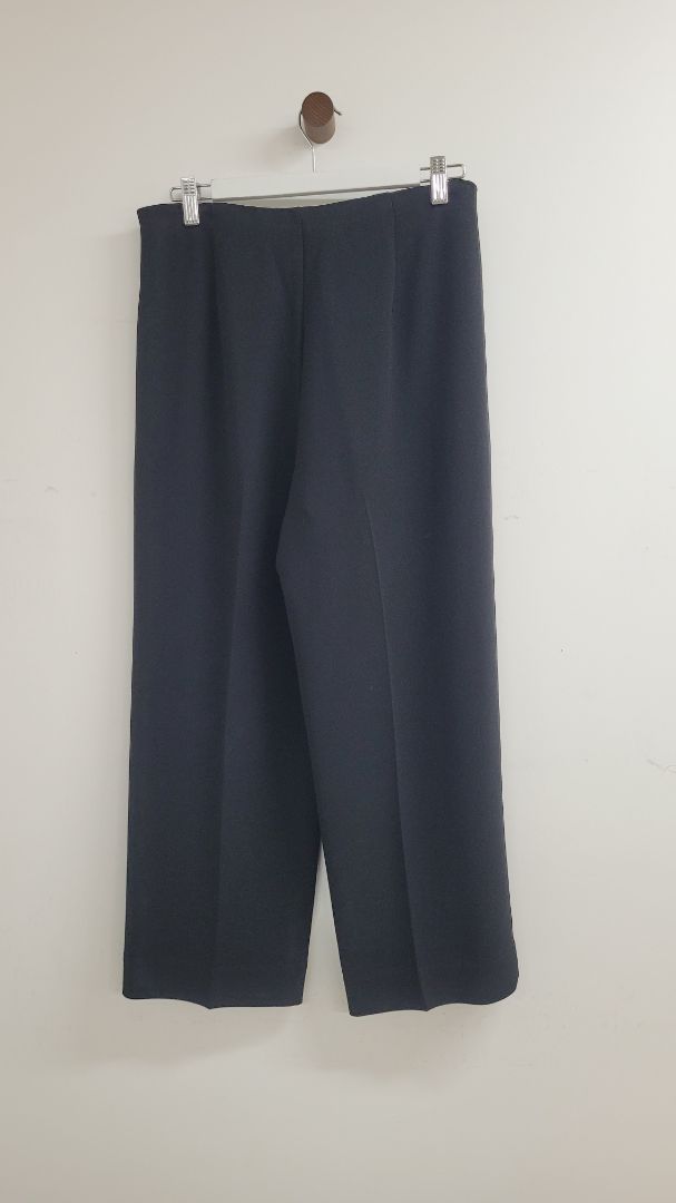 Black Country Road Pants, 10