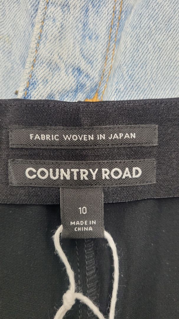 Black Country Road Pants, 10