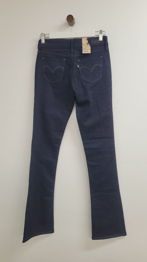 Blue Levi Jeans, 25
