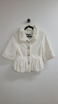 White Creem Fluffy cropped, 8