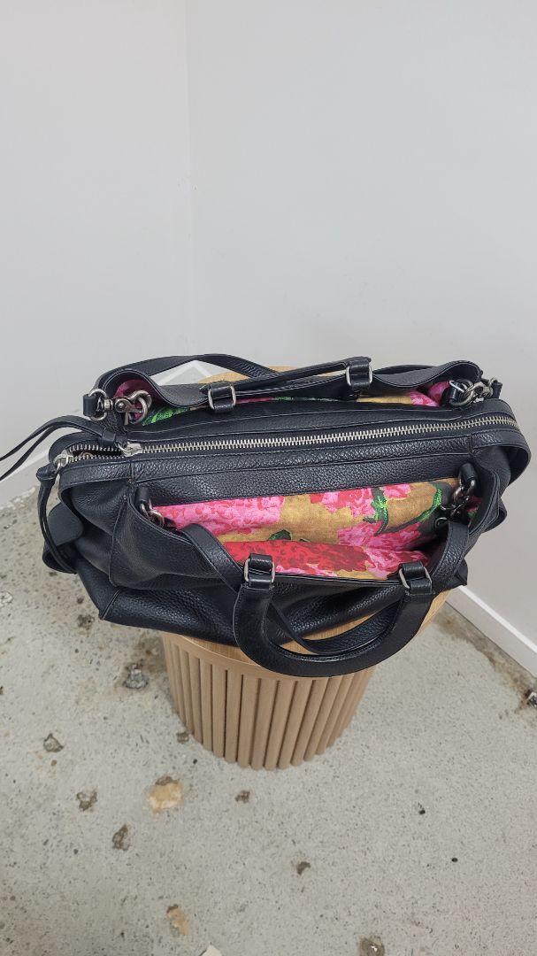 Black Briarwood Handbag