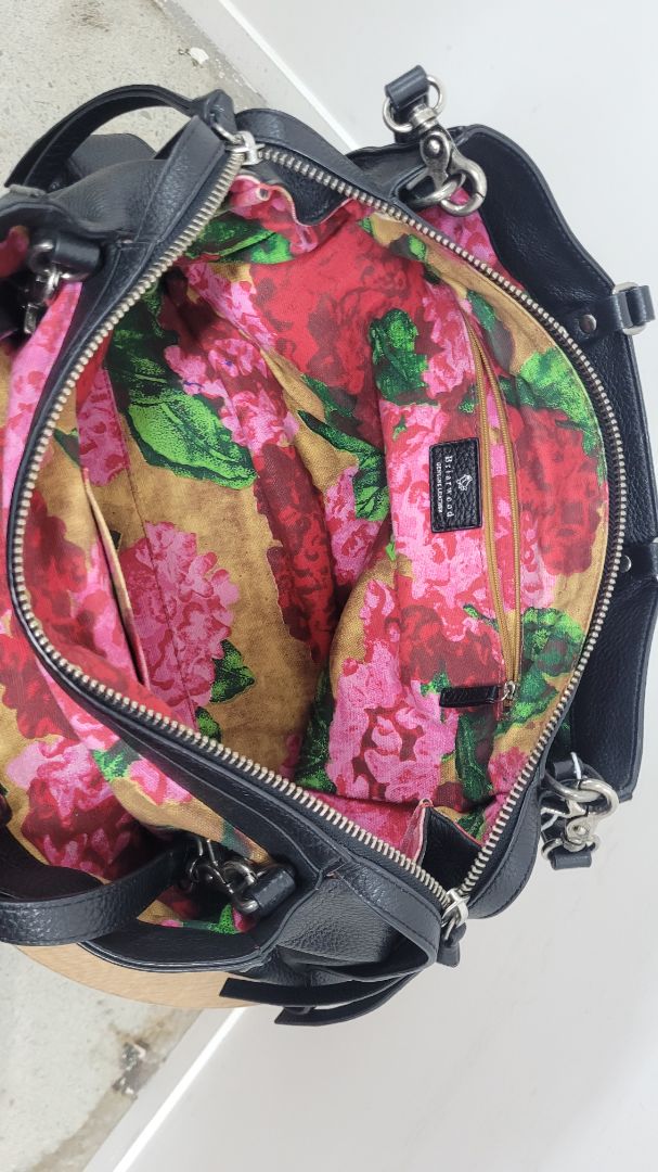 Black Briarwood Handbag