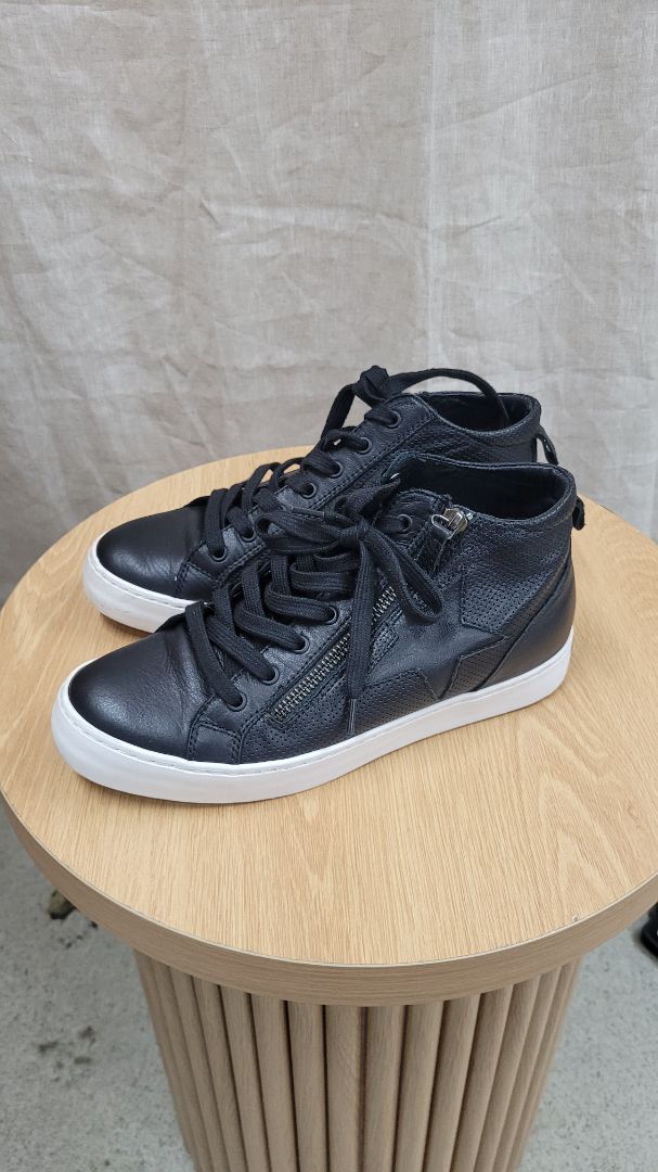 Black Deuce Shoes, 37