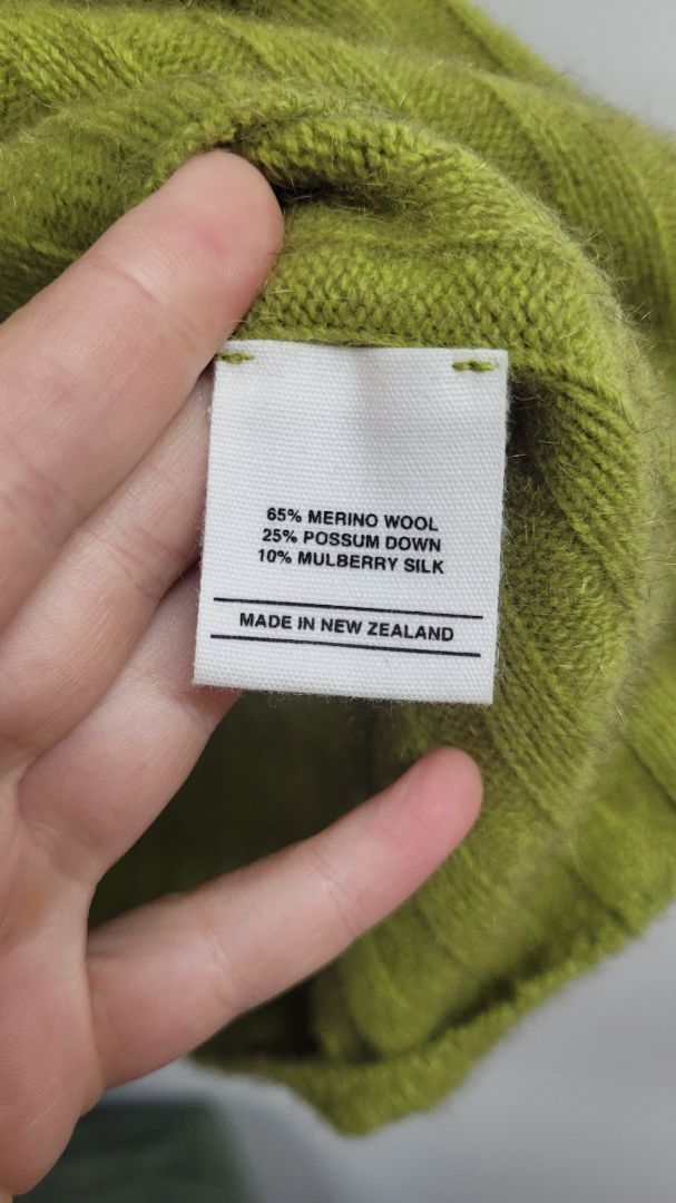 Green standard issue vest Jumper, M