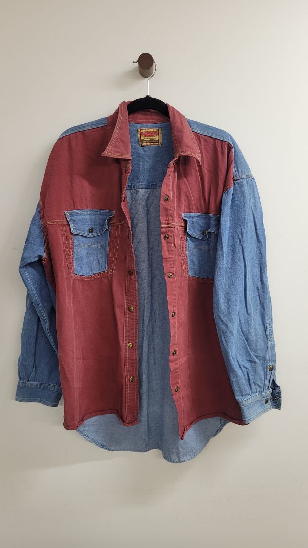 Blue and red Levi's Shirt, L