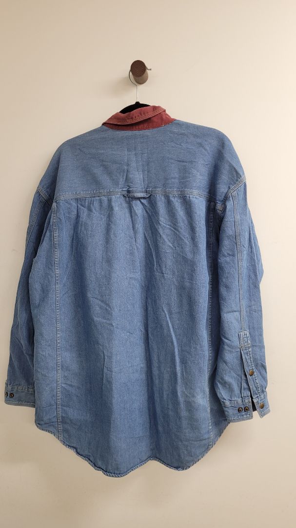 Blue and red Levi's Shirt, L
