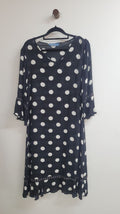 Black and white Lemon Tree Dress, 10