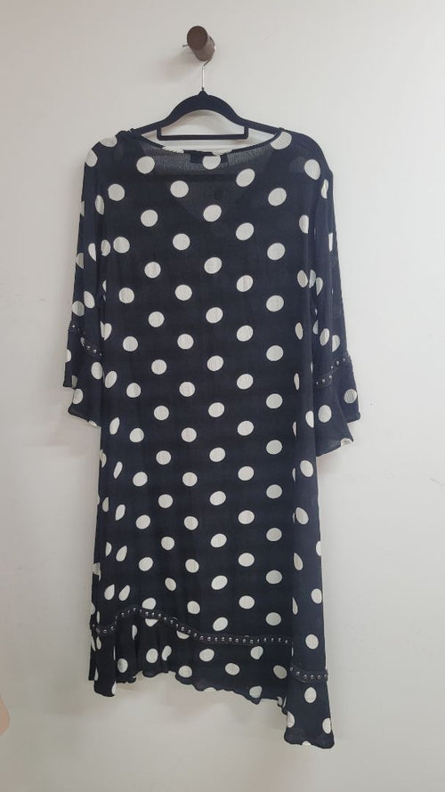 Black and white Lemon Tree Dress, 10