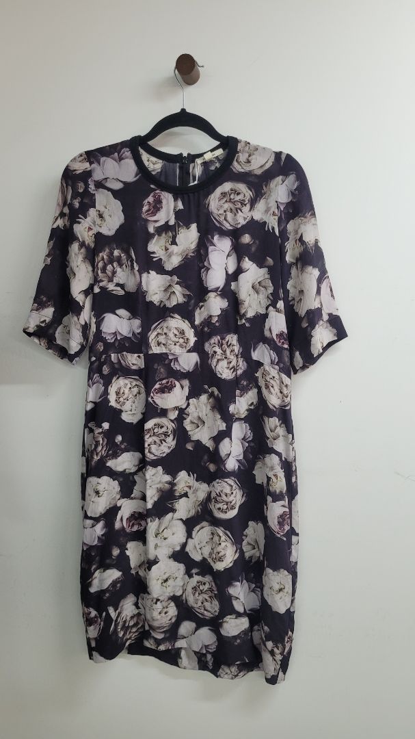 Navy white Juliette Hogan Dress, 10