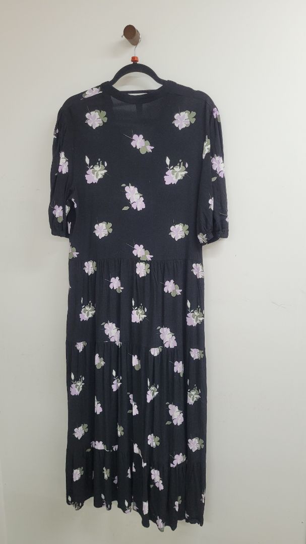 Black with flowers Elm Dress, 10