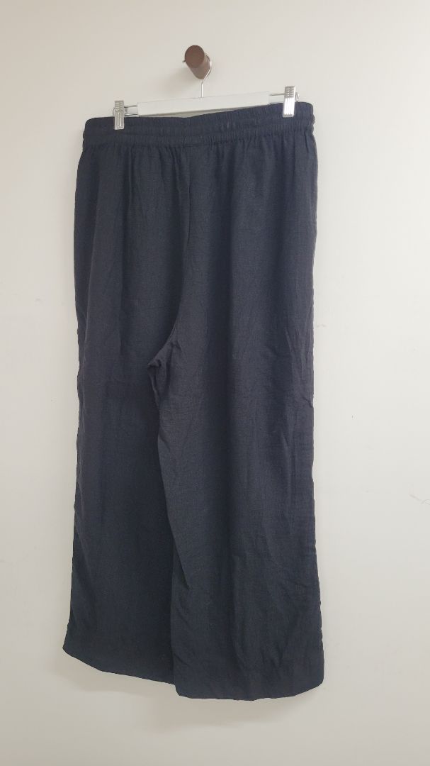 Black Taylor sport Pants, L