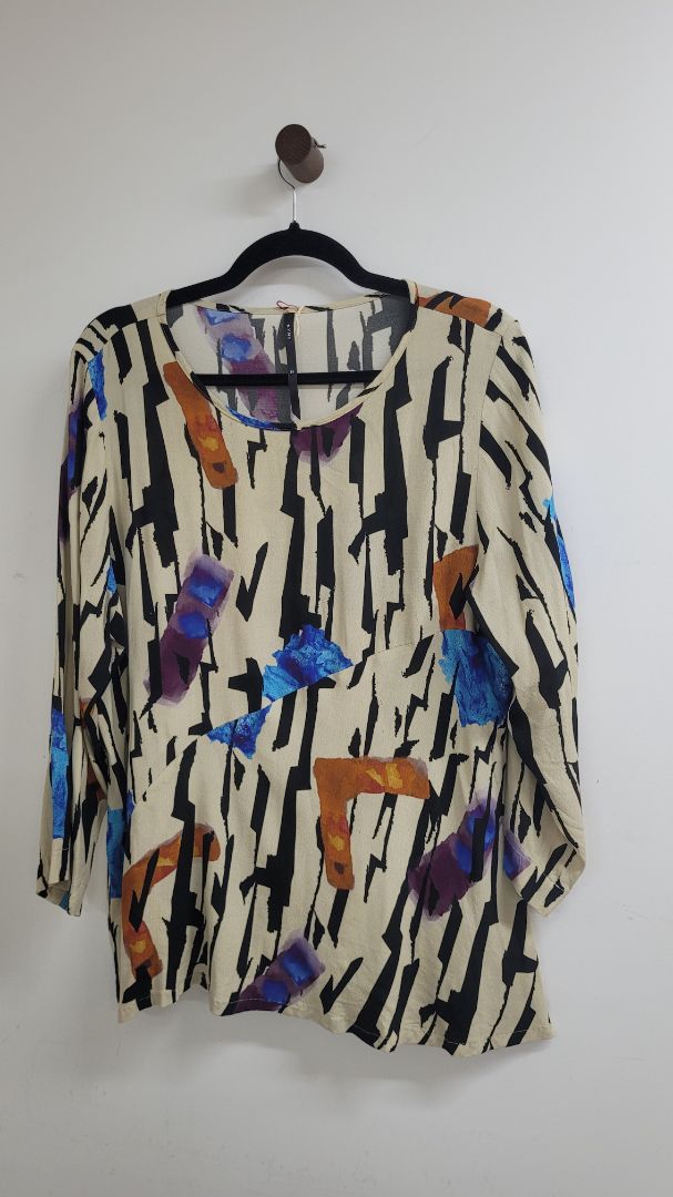 Beige black and blue Nyne Short Sleeve Top, 16