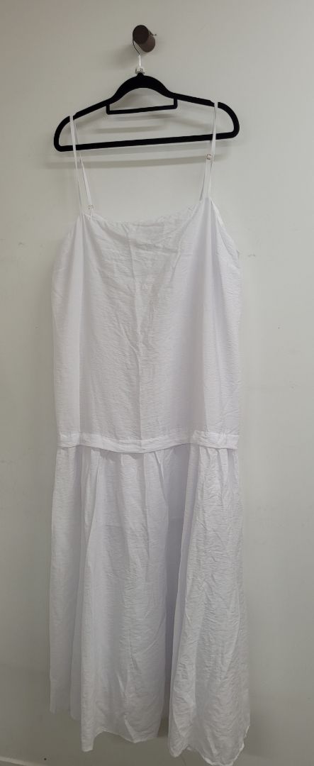White Decjuba Dress, 20