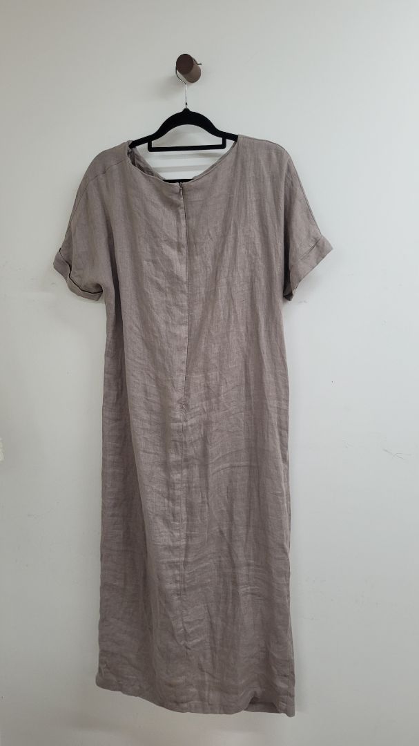 grey Brave + True Dress, s
