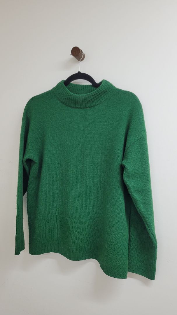 Green country road Jumper, xs