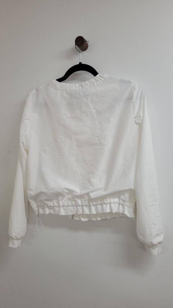 White Marella Bomber, 8