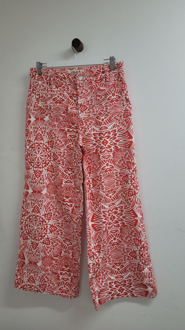 Red and white Charlie b Jeans, 8