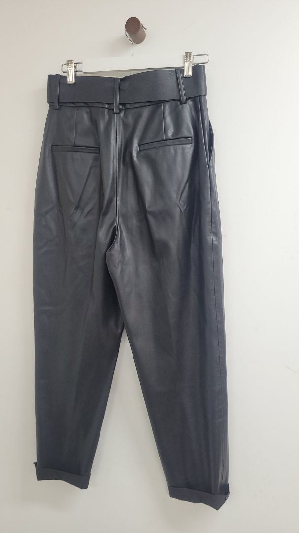 black zara Pants, m