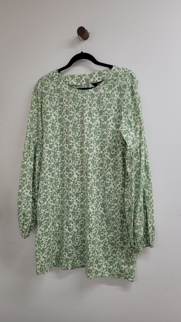 Green and white Thing Thing Dress, 12