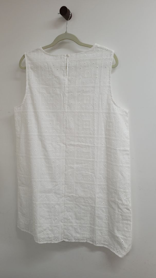 White Seed Dress, 16