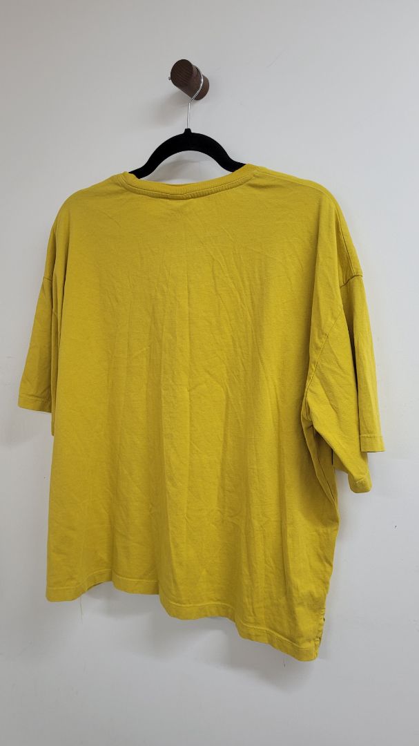 mustard kowtow Short Sleeve Top, L