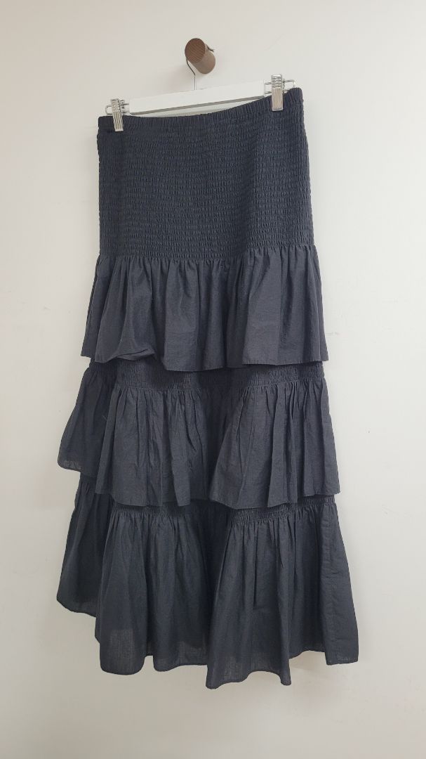 Black Moochi Skirt, M