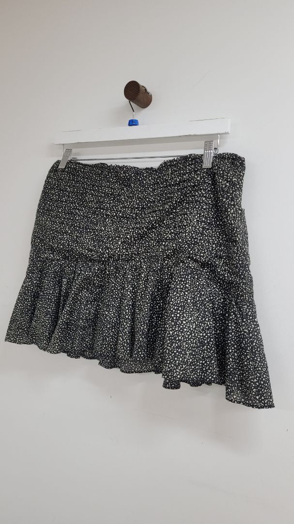 Black and cream Remain Mini, 14