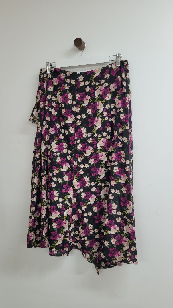 Purple black floral Calvin Klein Skirt, 10