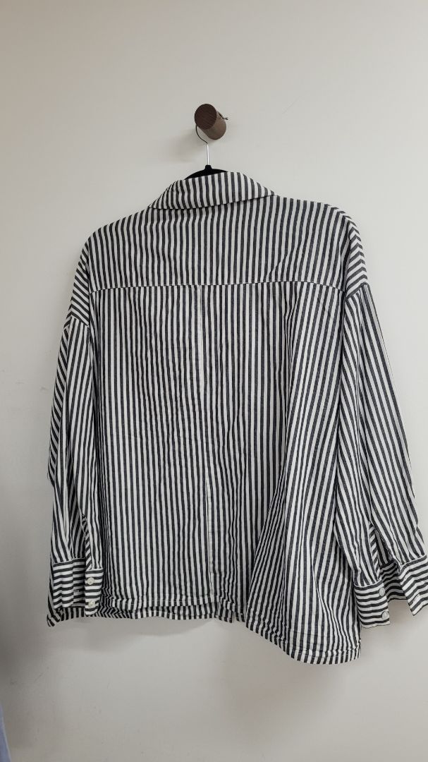 Black and white bohemian Shirt, 1