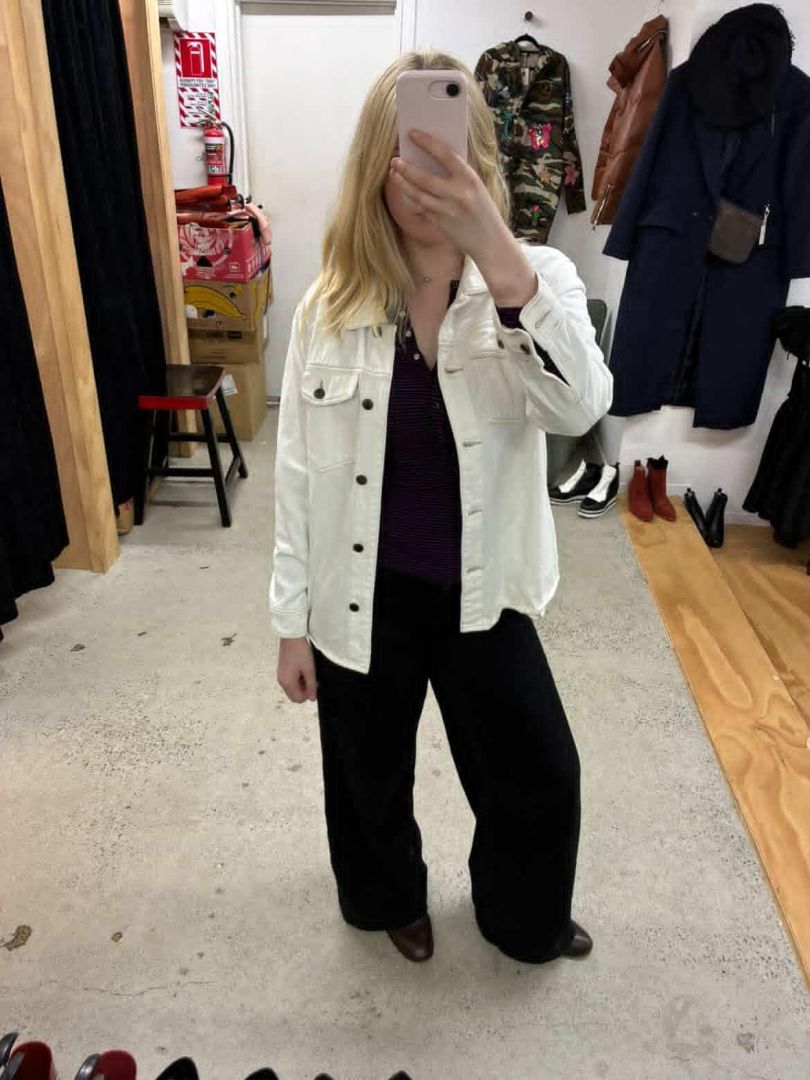 White Among the brave Denim, 12