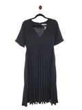 Black Juliette Hogan Pleated midi, 8