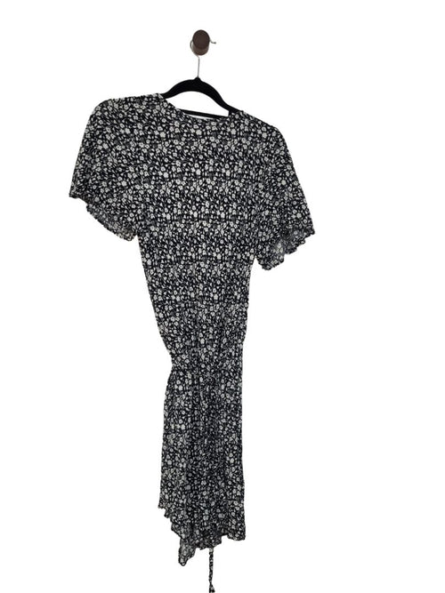 Black and white Stories be told Mini wrap, 12