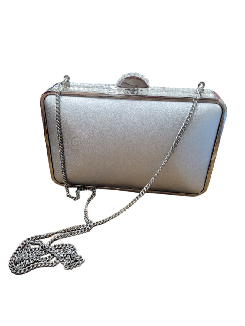 silver Olga burg Clutch
