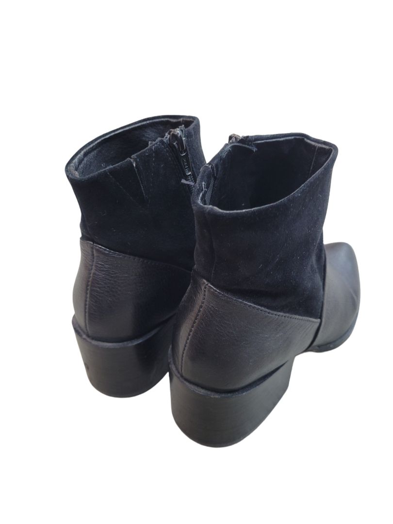 Black Mi Piaci Boots, 37