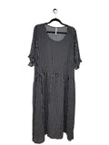 Black and white Lemon Tree Dress, 18