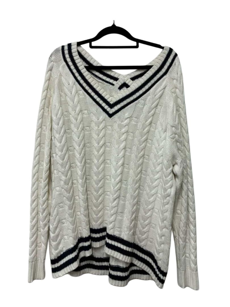 White and blue Magazine V neck knit, M