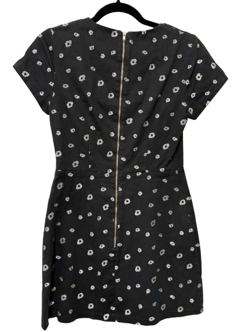Black and white Ruby Dress, 10
