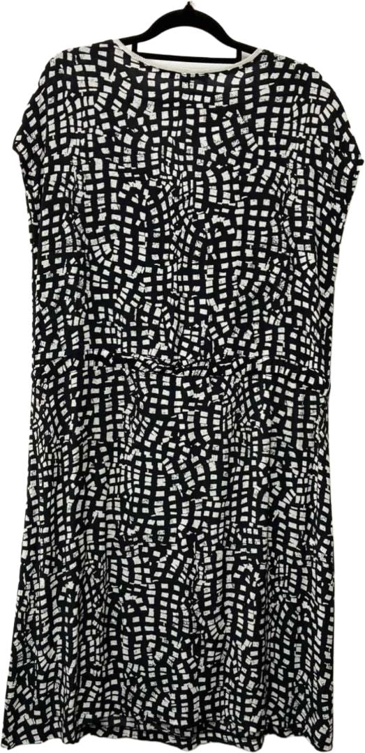 Black and white Mardee Dress, 10