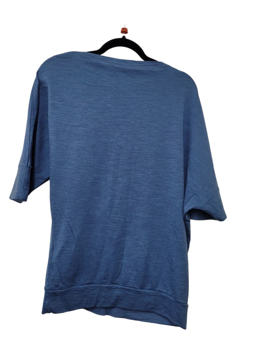 blue Untouched world Short Sleeve Top, S