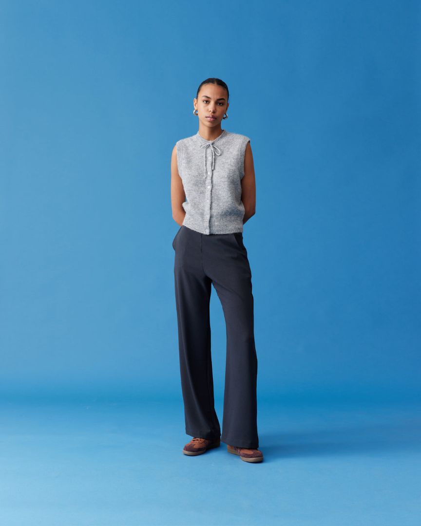 Black Ruby Pants, 10